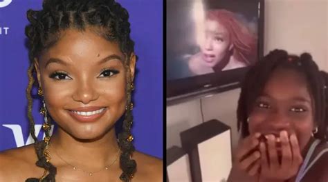 The Little Mermaids Halle Bailey Shares Emotional Response To Young Black Girls Popbuzz