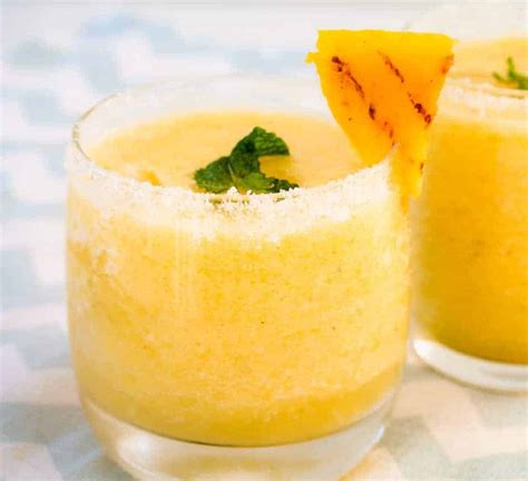 Non Alcoholic Tropical Pineapple Drink Sims Home Kitchen