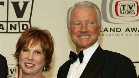 Actor Lyle Waggoner Star Of ‘the Carol Burnett Show Reportedly Dead