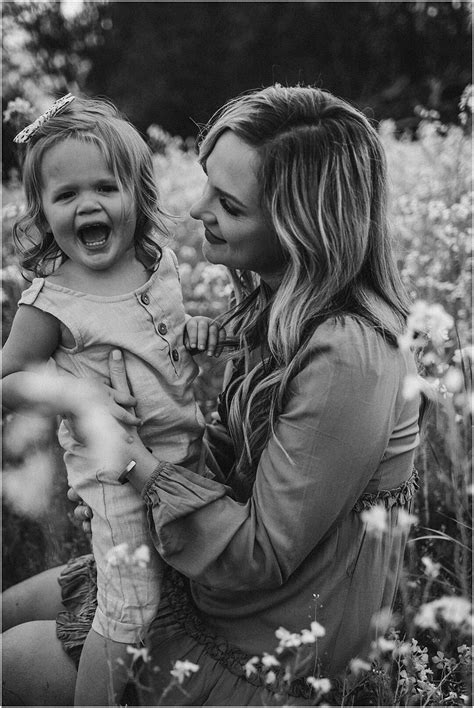 Spring Mommy And Me Wildflower Field Session — Nicole Briann Photo