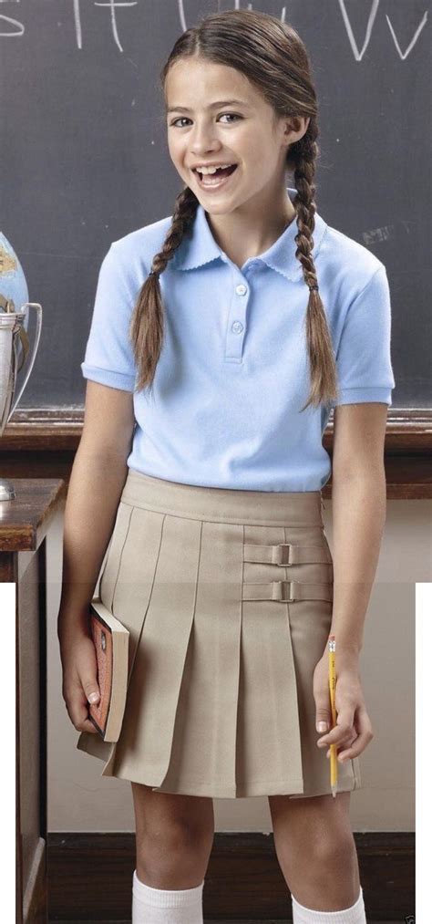 Pin By Informer557 On Girls In Uniforms School Uniform Outfits Cute