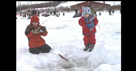 8 Tips For Ice Fishing With Kids Grand View Outdoors