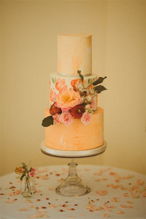 Gorgeous Peach Wedding Cake With Painted Flowers Wedding Cake Peach
