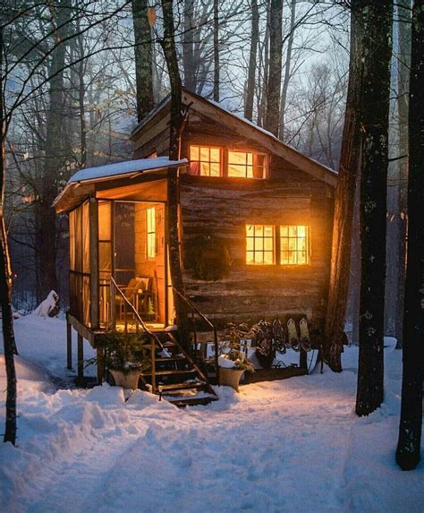 Pin By Dyonathan Lavall On Casas Tiny House Cabin Cozy Cabin Cabins