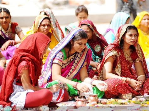 The given puja vidhi includes all sixteen steps which are part of shodashopachara (षोडशोपचार) vat savitri puja vidhi. Vat Savitri Puja: All you need to know about this Indian ritual - BananiVista