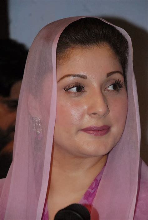 Hot And Sexy Politician Photos Maryam Nawaz Sharif Hd