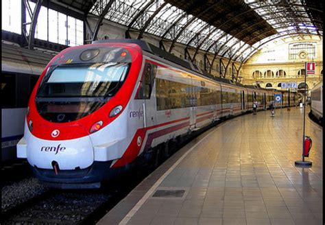 Trains run once daily between paris bercy and barcelona. Getting from Barcelona Airport to the Cruise Port ...