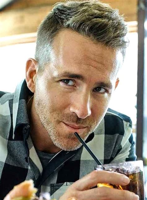 Then you have to see this 50. ryan reynolds short hair | Mens hairstyles short, Spring ...