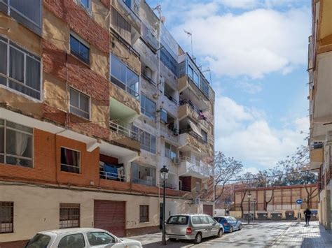 Casas Y Pisos Baratos En València — Idealista