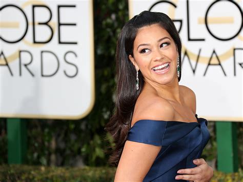 Gina Rodriguez Lends Her Golden Globes Dress To Fan For School Prom