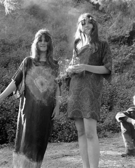 Hippie Fashion From The Late 1960s To 1970s Is A History Lesson
