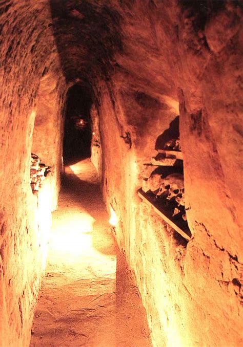 kiev pechersk cave monastery lavra