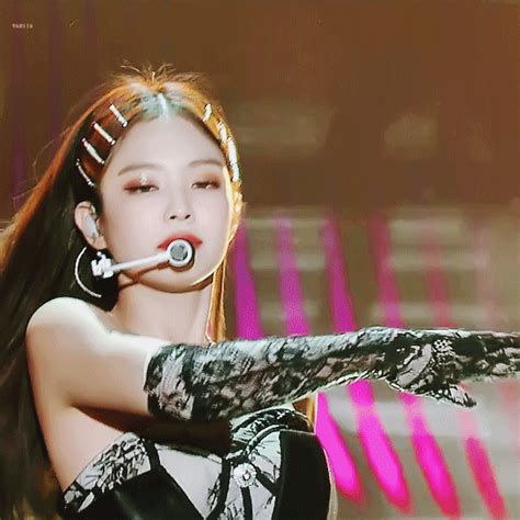 Jennies Pretty Hairstyle During The ‘solo Era K Pop Allkpop Forums