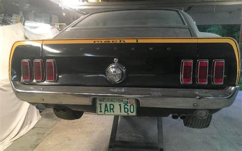 Share news stories, project builds or just your experience with your mustang here!. Offroad Legends Mustang Barn Find / Barn Find 65 Mustang Cleans Up Nice Fordmuscle : 1969 ...