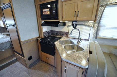 30ft Thor Chateau W1 Slide Out M New California Motor Home Rentals