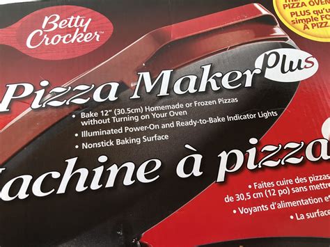 Betty Crocker Electric Pizza Maker Plus Red 1440 Watts Bc 2958cr New