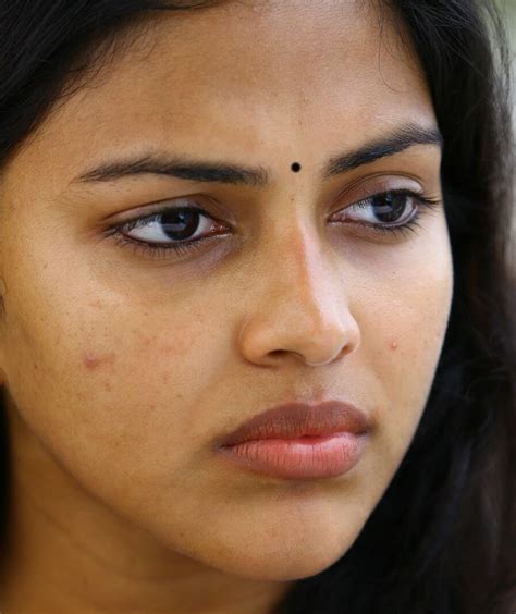 South Indian Actress Amala Paul Face Closeup Photos Without Makeup