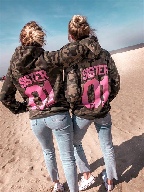 Bff Friendship Goals Twinning Twinstyle Fashion Blondes Best