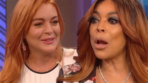 Lindsay Lohan Denies Being A Lesbian As She Discusses That Troubled Past I Like Men Mirror