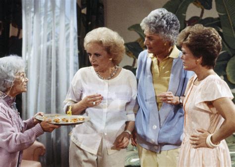 10 Essential Golden Girls Episodes You Can Stream Right Now Datebook