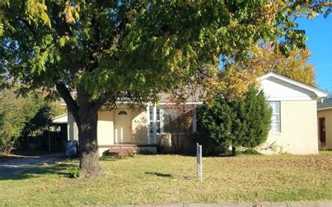 Maybe you would like to learn more about one of these? 1433 NW 24th St, Lawton, OK 73505 - House for Rent in ...