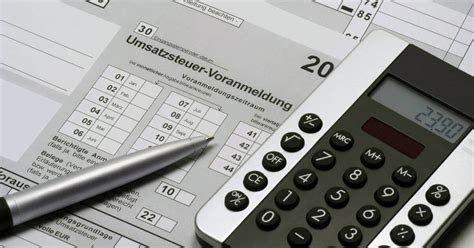 Diese regelung gilt nur für steuerzahler, die nicht zur abgabe verpflichtet sind, die steuererklärung aber freiwillig. 25 Top Images Bis Wann Muss Die Umsatzsteuererklärung ...