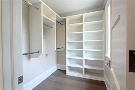 Best Walk In Wardrobe For Small Rooms With 12 Pictures ...