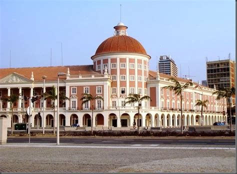 Banco mais sólido de angola. Bibliografia: também foi consultado o site do Banco ...