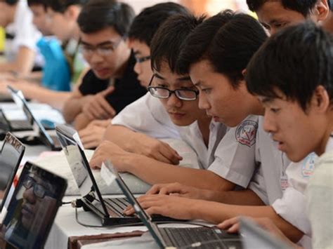 Stu công bố điểm chuẩn và kết quả xét tuyển đợt 3 tuyển sinh đại học năm 2021. Học ngành công nghệ thông tin chọn trường nào thì tốt?