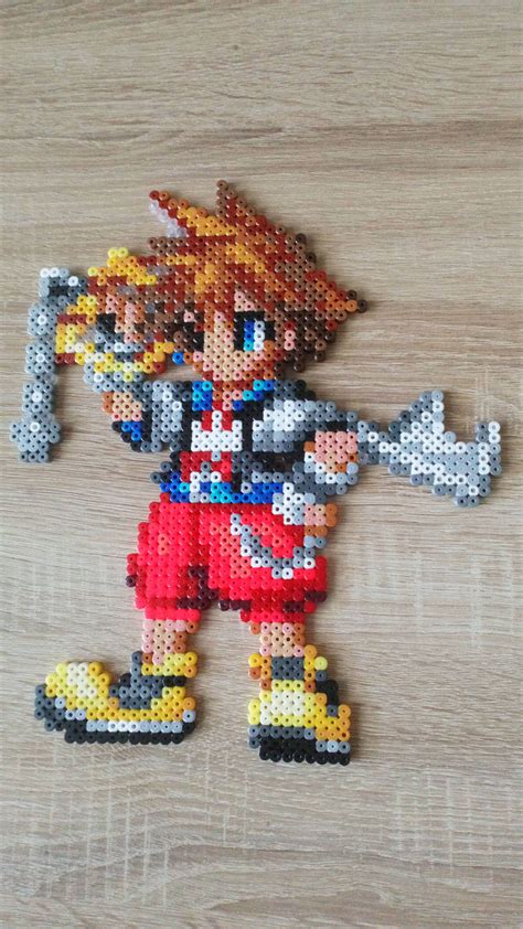 Sora Kingdom Hearts Etsy France Perle A Repasser Modeles Pixel Art