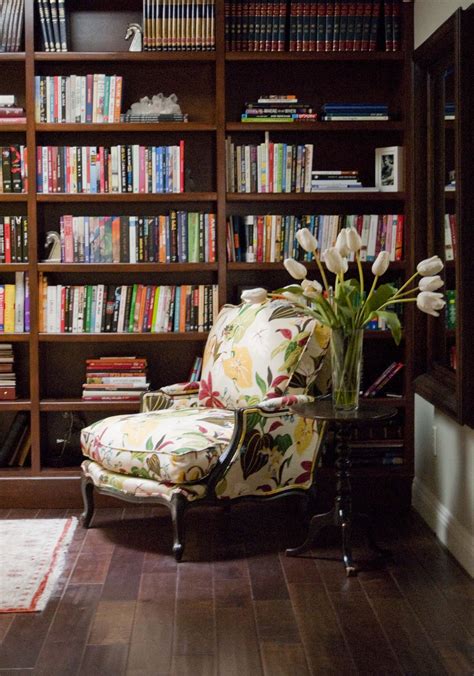 The Most Comfortable Reading Chair That Perks Up Your Reading Time