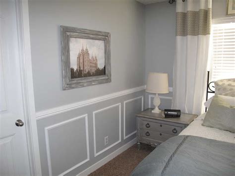 But in smaller height rooms, it can be as less as 28 inches. The Ideal Height Of A Chair Rail | Dining room wainscoting ...