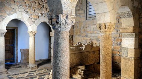 It is usually presided over by the prime minister, but the president of the republic can preside over it at the prime minister's request. Capela de São Pedro de Balsemão - Lamego | www ...