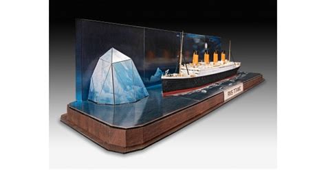 Titanic With D Puzzle Diorama Iceberg Scale Model Set