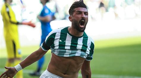 Latest on le havre ac defender umut meras including news, stats, videos, highlights and more on espn. Umut Meraş Beşiktaş'ta - SPOR - gunaydingazetesi.com.tr