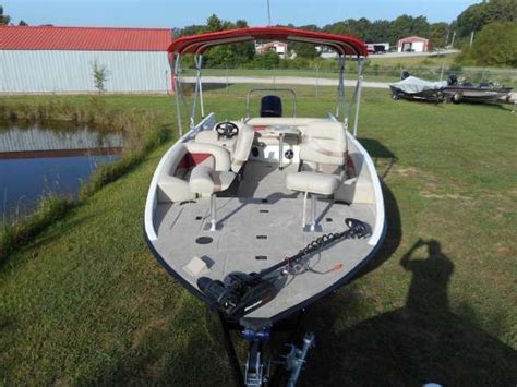 Lowe Sd224 Sport Deck Boat For Sale From Usa