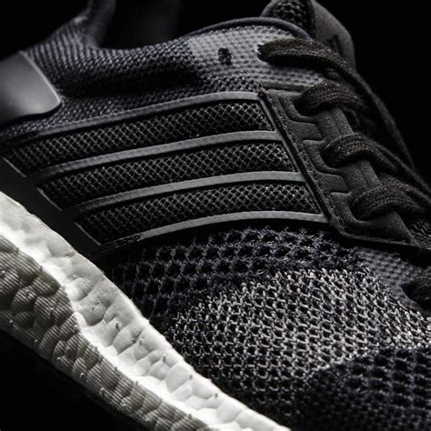 Elige el modelo que mejor se adapte a tu estilo de carrera. Adidas Womens Ultra Boost St Glow Running Shoes - Black ...