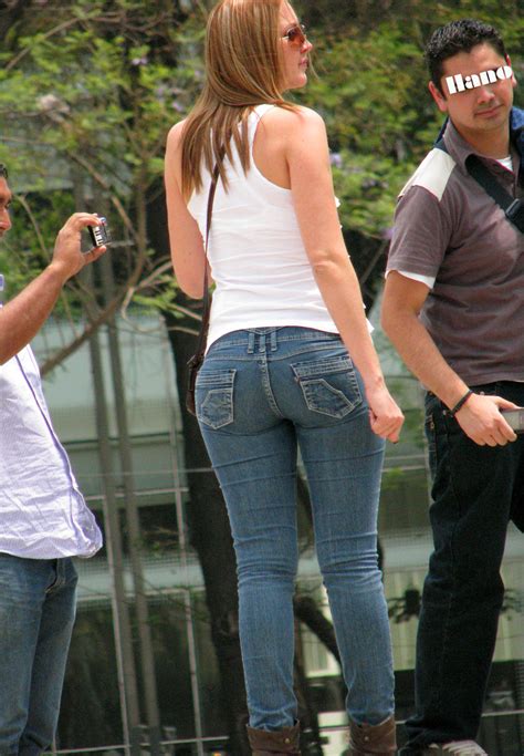 Beautiful Blonde With Tight Jeans Divine Butts Candid Milfs In Public