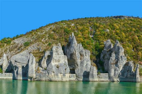 5 малко известни места в България със спиращи дъха гледки ...