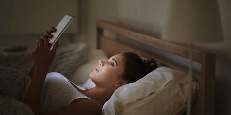 Why Netflix And Sleep Don T Mix Huffpost