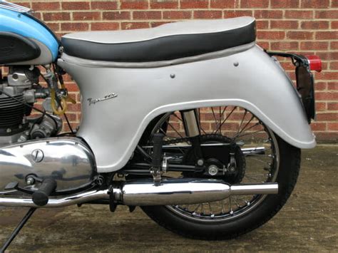 Triumph T110 Tiger | Anthony Godin