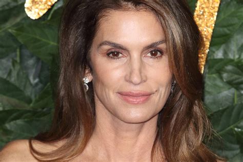 Cindy Crawford Reveals Beauty Tip For Mature Women New Idea Magazine