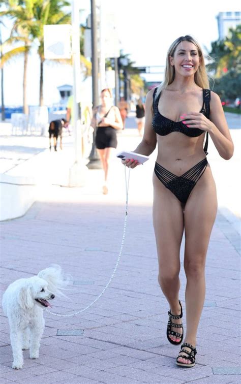 Victoria Larson In A Black Bikini Was Spotted In Fort Lauderdale