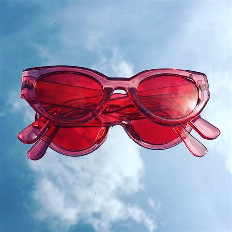 “cherry sunglasses” sassy tinted cherry red curved cat eye sunglasses unisex uv protection