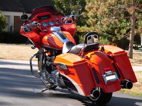 Removable tour pack, back rest and luggage rack. 2009 Screamin' Eagle CVO Road Glide FLTRSE3 Indpls.In ...