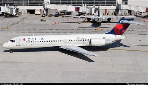 N717jl Delta Air Lines Boeing 717 2bd Photo By Brady Noble Id 1426141