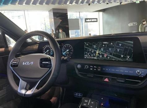 The outstanding, the kia k8 hev 탁월한 정숙성과 18.0km/l의 높은 연비. مواصفات كيا كاي 8 2022 الجديدة - ملاكي.كوم