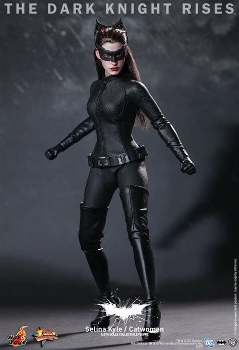 The dark knight resurfaces to protect a city that has branded him an enemy. Hot Toys - The Dark Knight Rises: 1/6th scale Selina Kyle ...