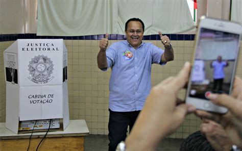 Confira fotos da votação nas eleições municipais no Amazonas fotos em Eleições no