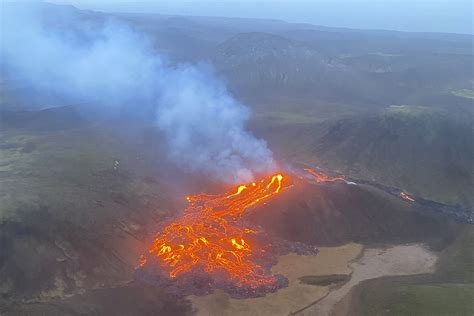 Iceland S Volcano That Erupted After Years Of Quiet Subsides Daily Sabah